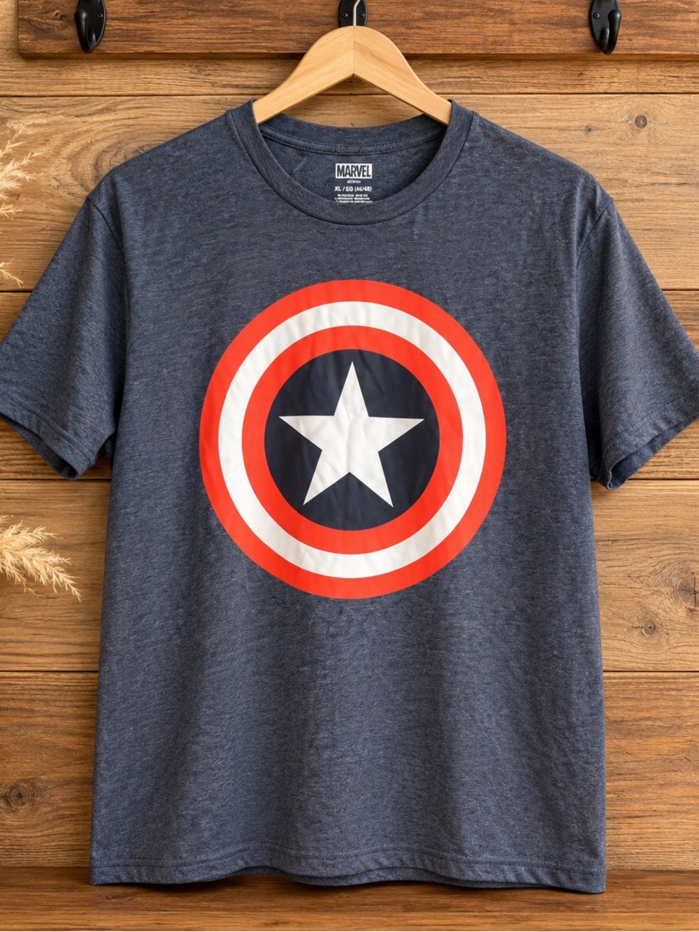 Marvel Men’s XL Gray Captain America Shield Graphic Logo Crew Neck T-Shirt